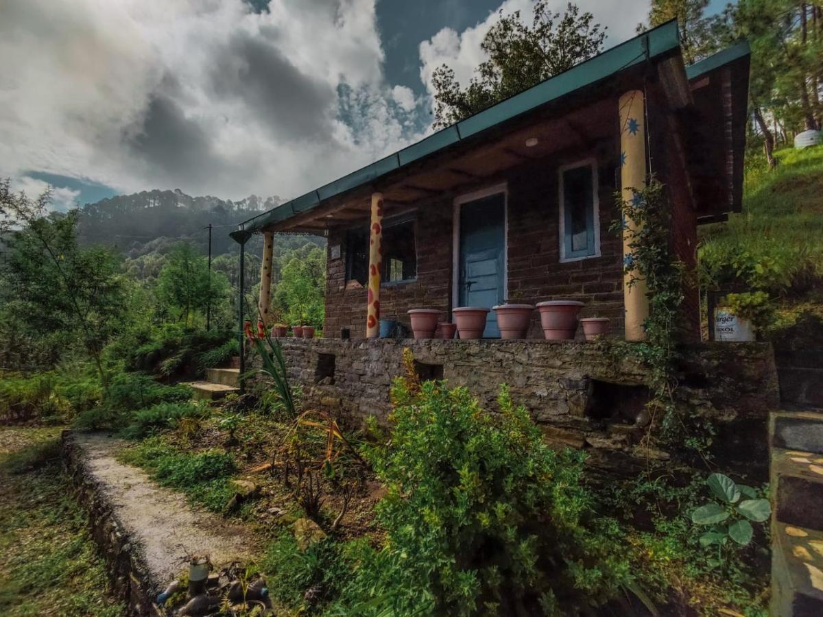 Zenoaks Homestay Almora Esterno foto