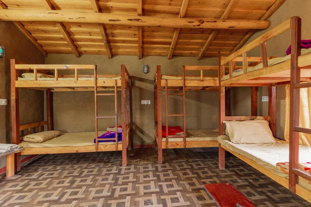 Zenoaks Homestay Almora Esterno foto