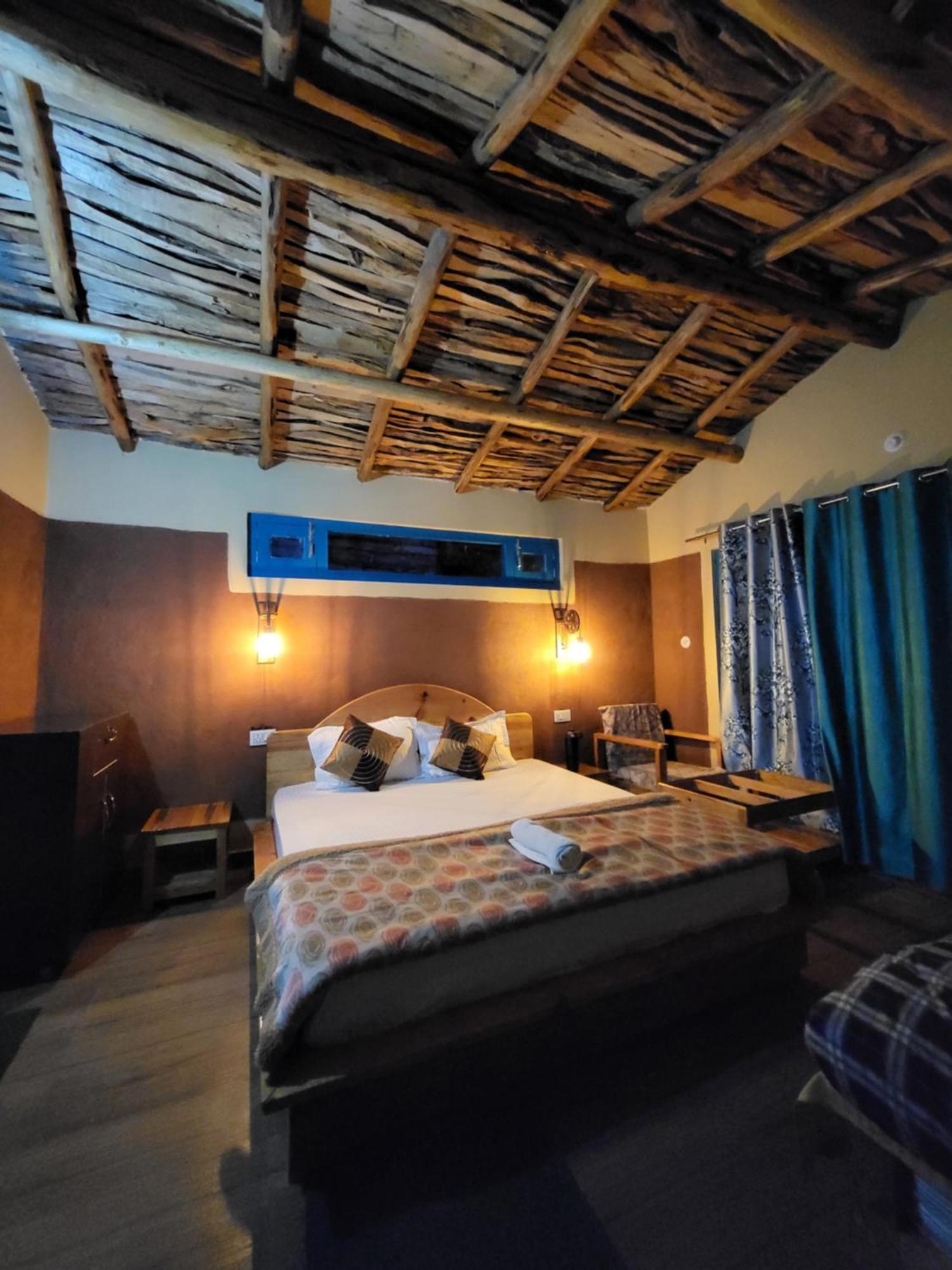 Zenoaks Homestay Almora Esterno foto