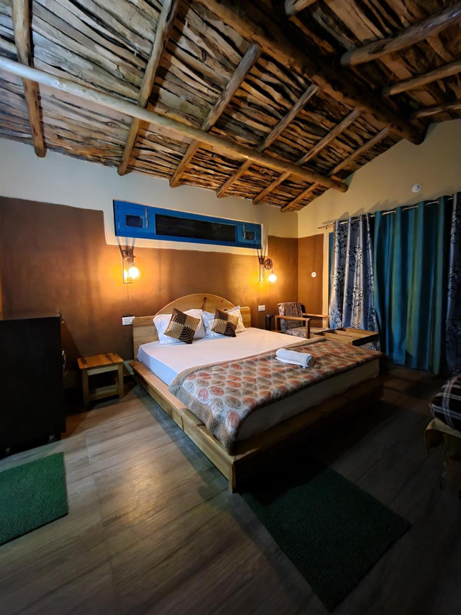 Zenoaks Homestay Almora Esterno foto